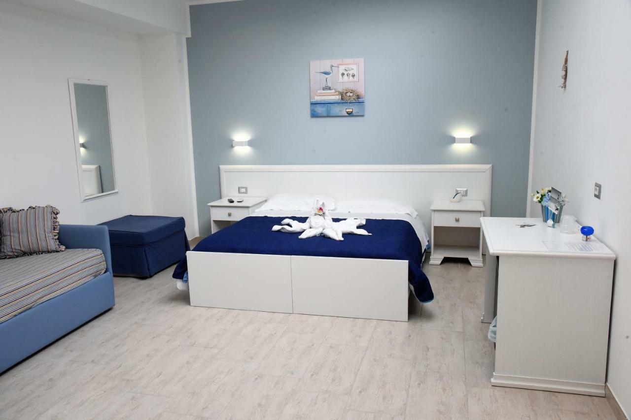 B&B Victoria 포르토 세자레오 외부 사진