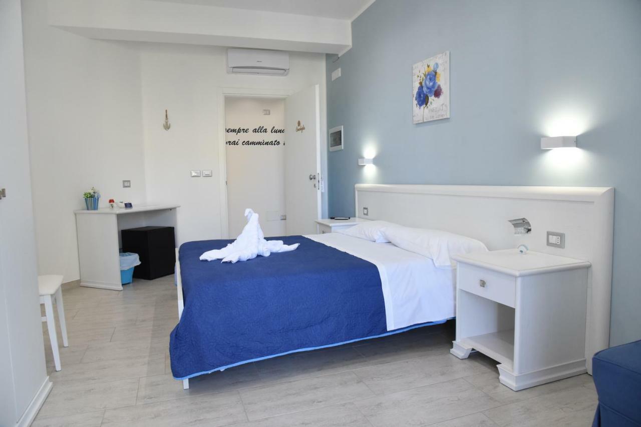 B&B Victoria 포르토 세자레오 외부 사진